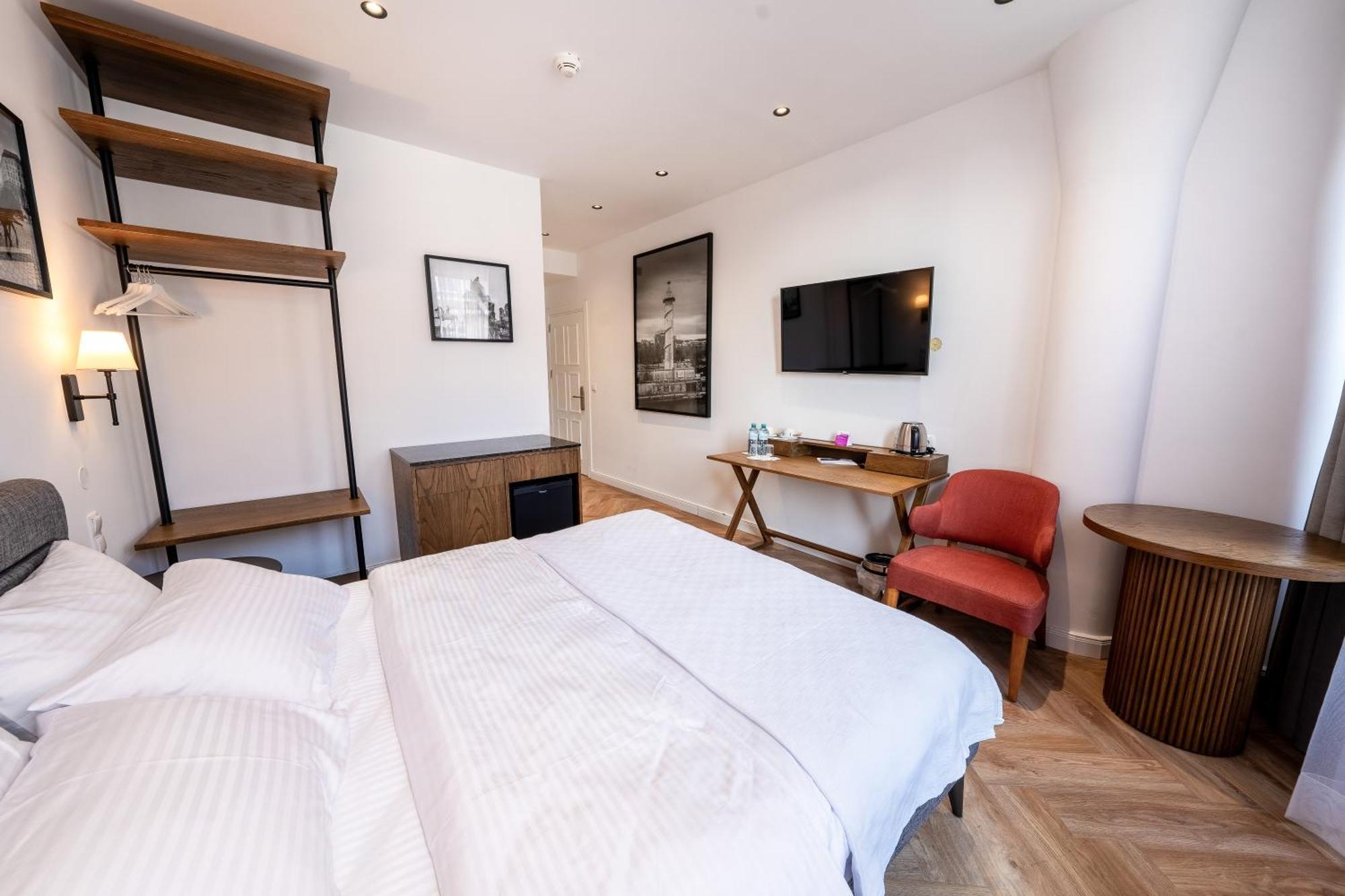 Aparthotel Lights - Domenig By Kent Vienna
